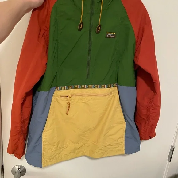 LL Bean windbreaker - Picture 1 of 2